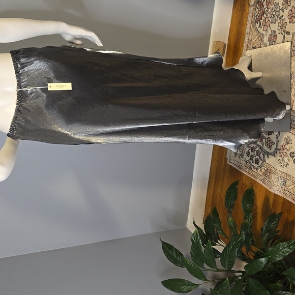 Max Studio Gunmetal Gray Iridescent Bias Cut Elastic Waist Maxi Skirt Size XS - Picture 4 of 10